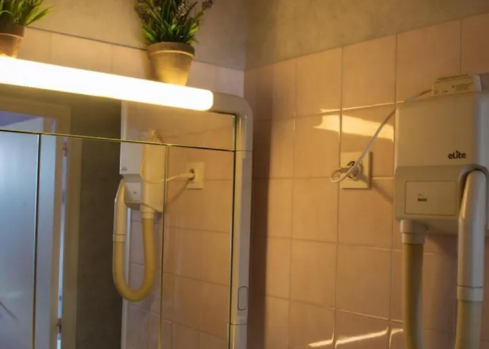 Hotel Le Relais Du Rouge *